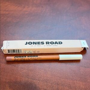 Jones Road Lip Pencil in Mauve - New in Box